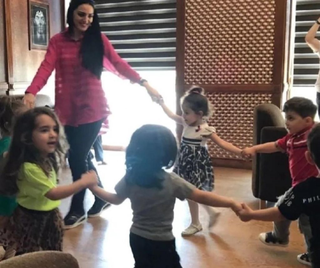"Creative kids" tədris mərkəzinin rəhbəri Pərvanə Ələkbərova:"Övladlarımıza qarşı hövsələli, anlayışlı və empati duyğusuna sahib olmalıyıq"