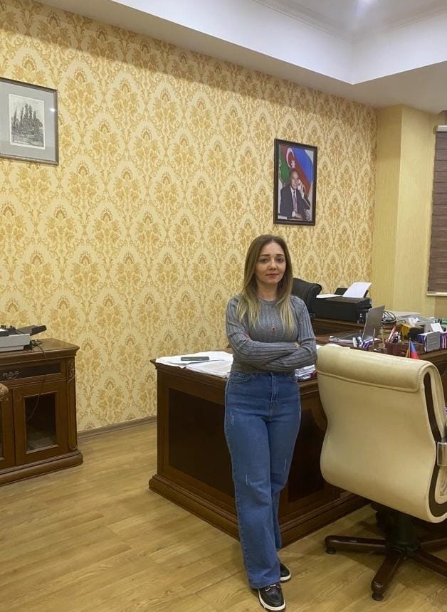 Filoloq Lamiyə Əliyeva: "Saysız uşağın həyatına toxuna biləcəyim ağlıma gəlməzdi"
