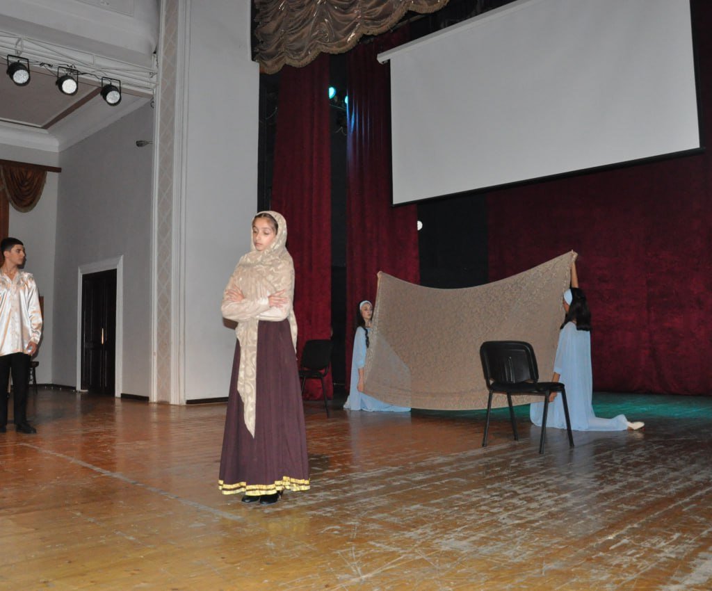 Bakı Xoreoqrafiya Akademiyasının təşkilatçılığı ilə "İblis" pyesi səhnələşdirilib 