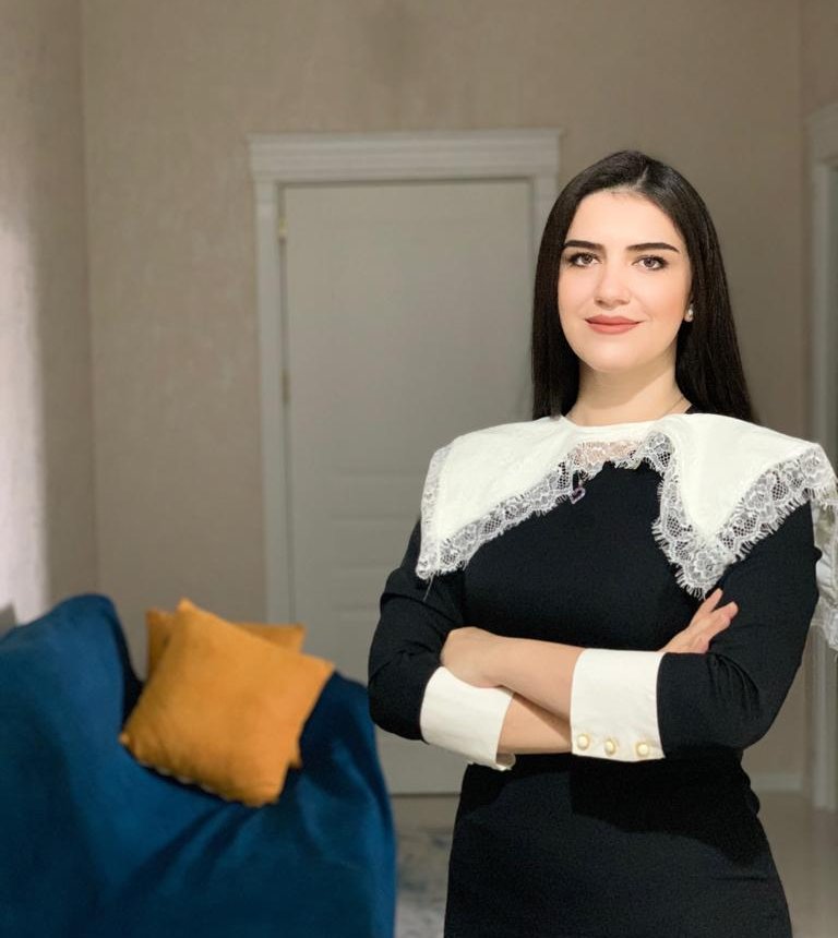 Kimya müəllimi, təlimçi Vəfa Kərimli: 