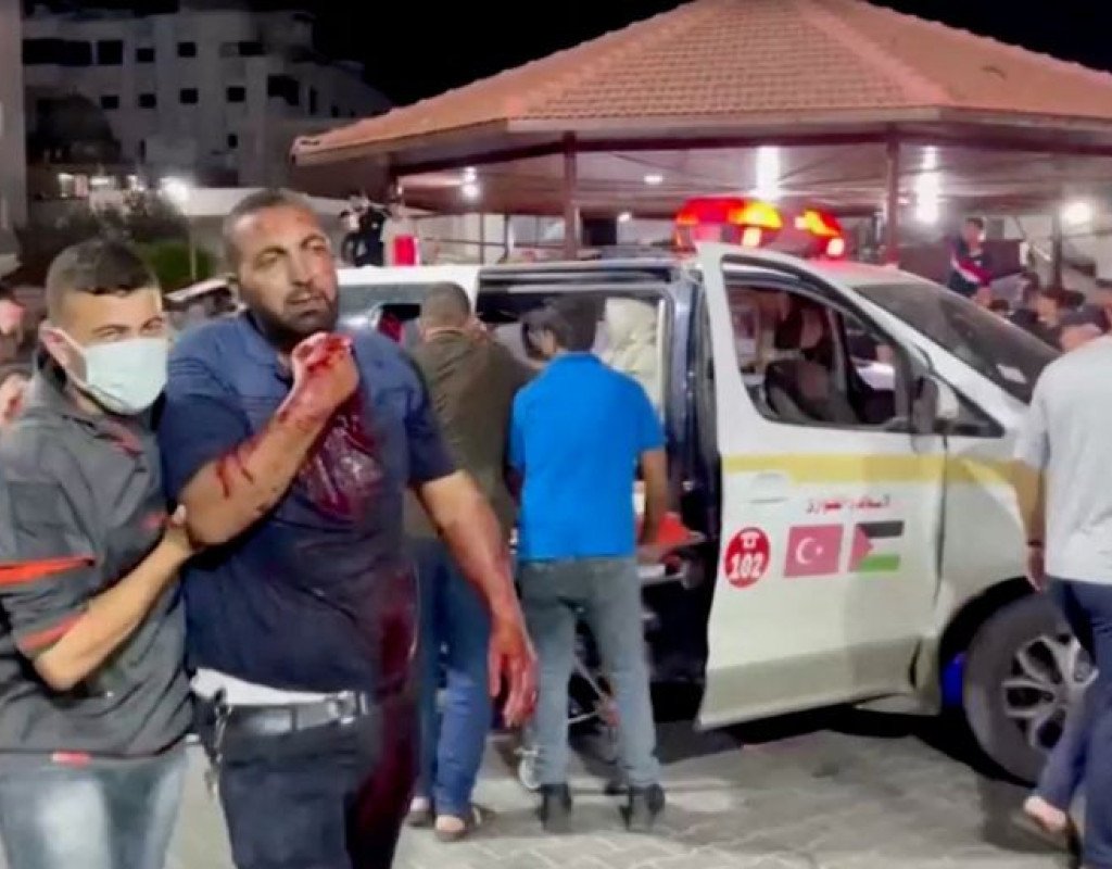 İsrail Qəzza zolağında xəstəxananın vurulması ilə bağlı peyk görüntüləri yayıb