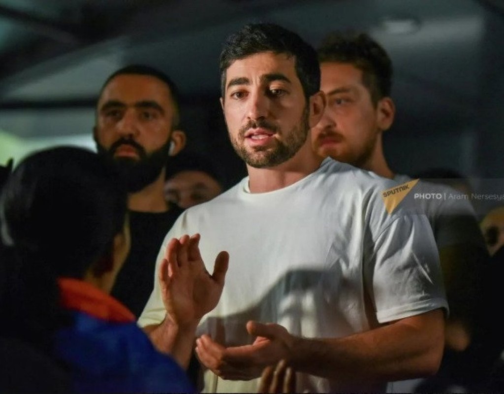 Koçaryanın oğluna deputat mandatı verilib
