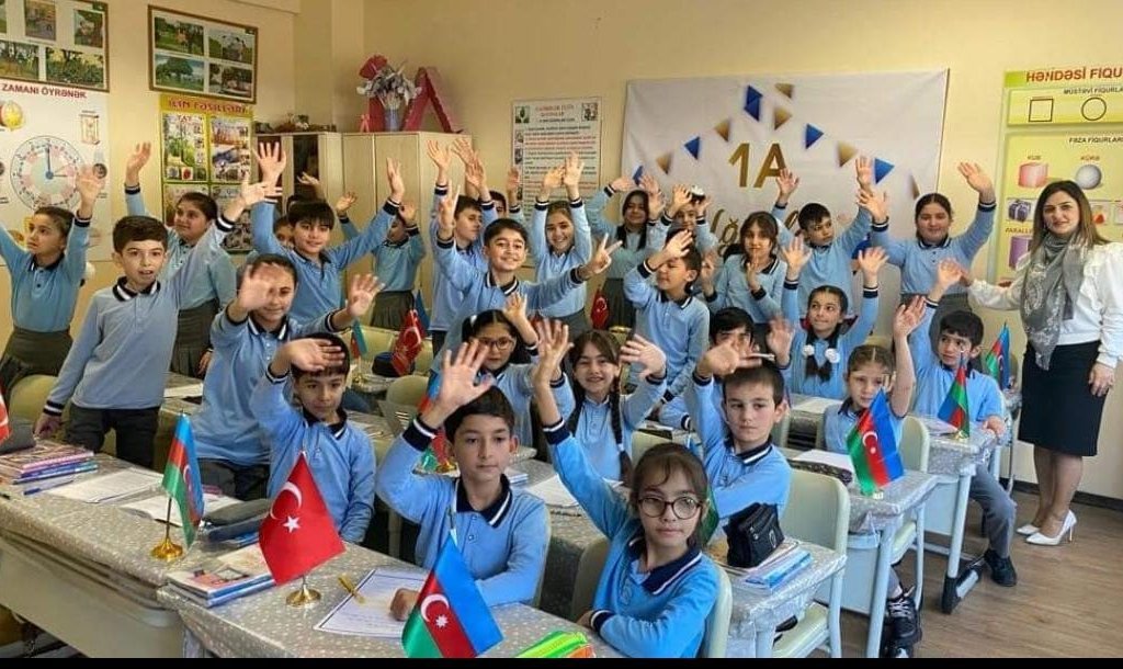 Suraxanı rayonu 327 nömrəli məktəb yeniliyə imza atdı