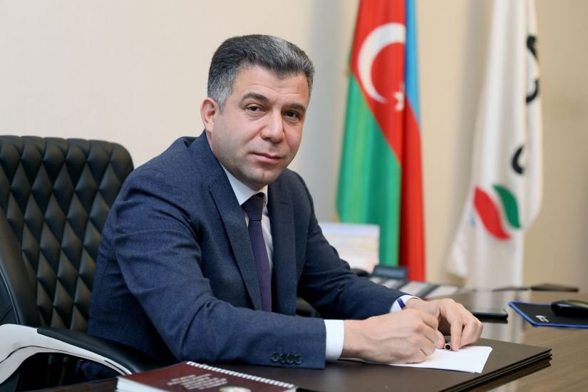 İşçinin hüquqları pozulur... O İSƏ... - MÜRACİƏT
