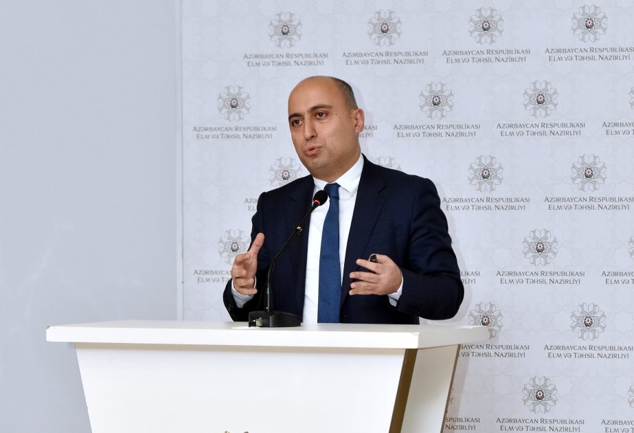 Emin Əmirullayev Botanika İnstitutunda islahat aparacaq