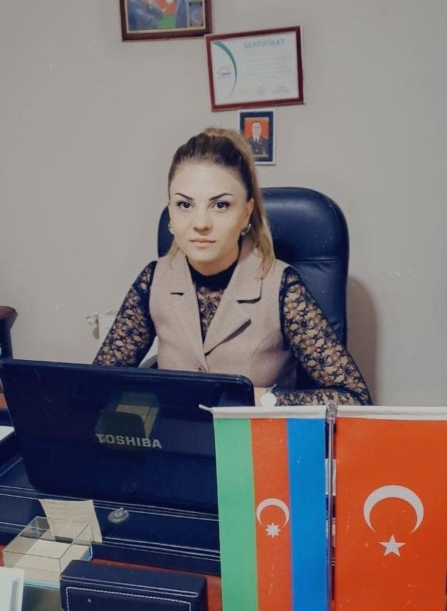 Uşaqların sevgisini qazanan müəllim