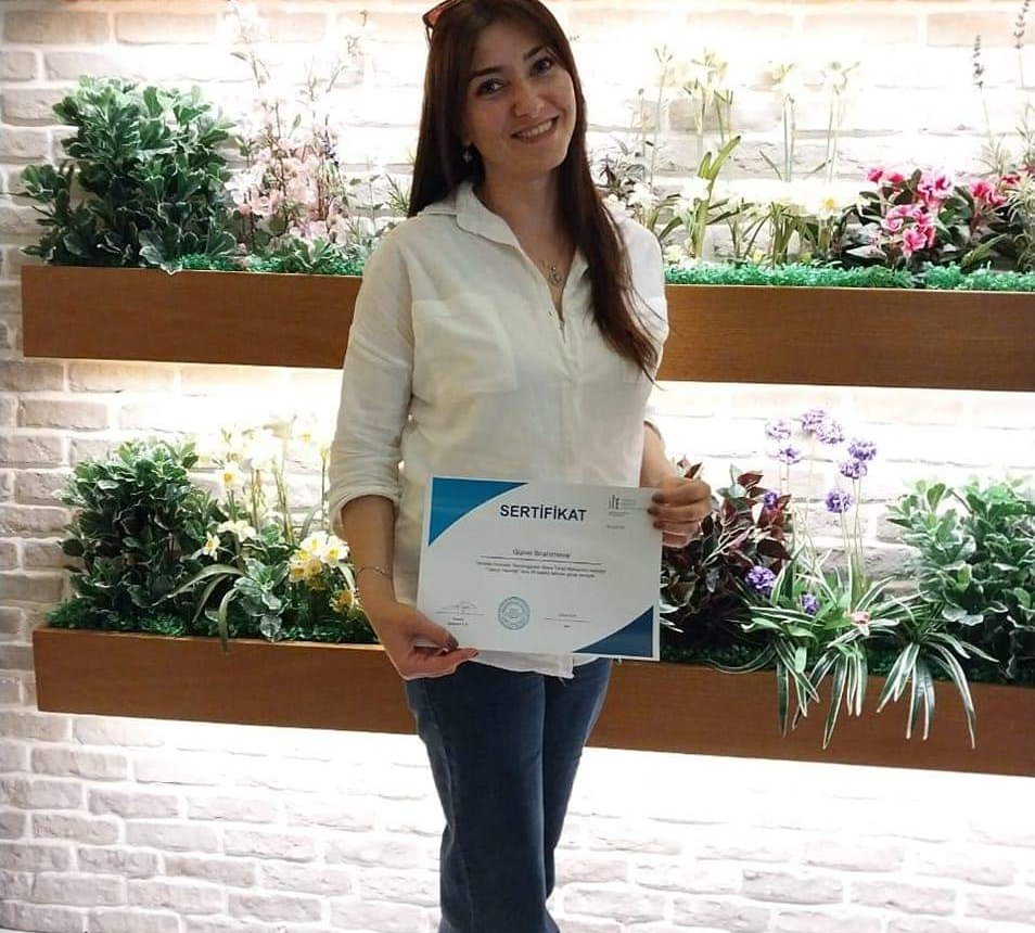 İbtidai sinif müəllimi Günel İbrahimova:"Ağlıma gəlməzdi ki, işim bütün həyatım olar"