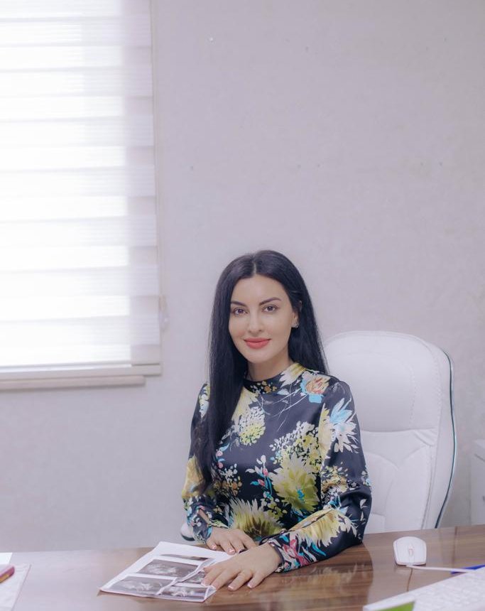 Uzman cərrah mama ginekoloq Aytac Şahbalayeva: 