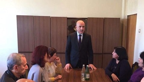Güləddin Dadaşovu korrupsiya və çoxsaylı şikayətlər bitirir: “Azərkontrakt” ASC sədri kim olacaq?