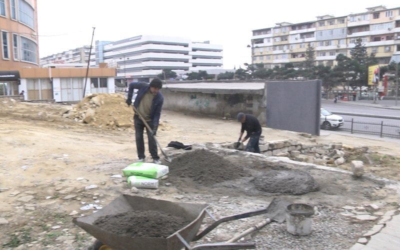 Bədəl Bədəlov Nizami rayonunda MEYDAN SULAYIR... - İCRA BAŞÇISI İSƏ... Bədəl Bədəlov Nizami rayonunda MEYDAN SULAYIR... - İCRA BAŞÇISI İSƏ...