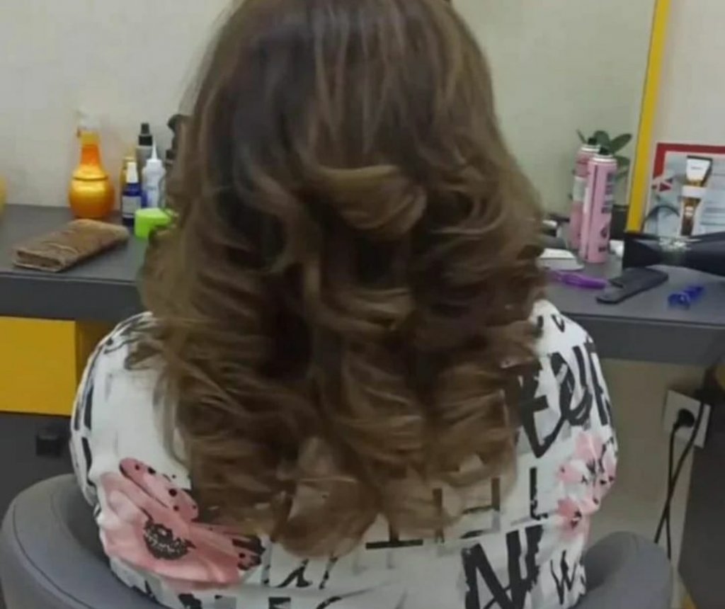 Kolorist - saç, keratin ustası Aytən Ağayeva: "İşim düzgün yerinə yetirmək əsas iş prinsipimdir"
