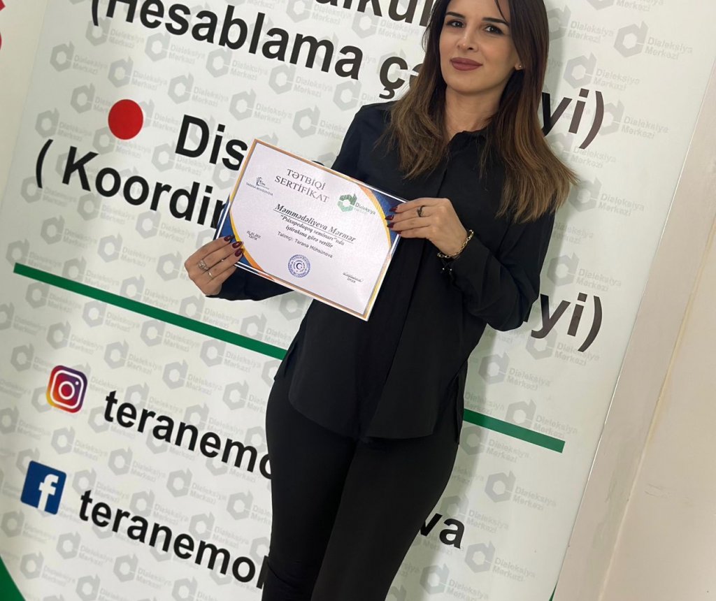 İbtidai sinif müəllimi Mərmər Məmmədəliyeva: 