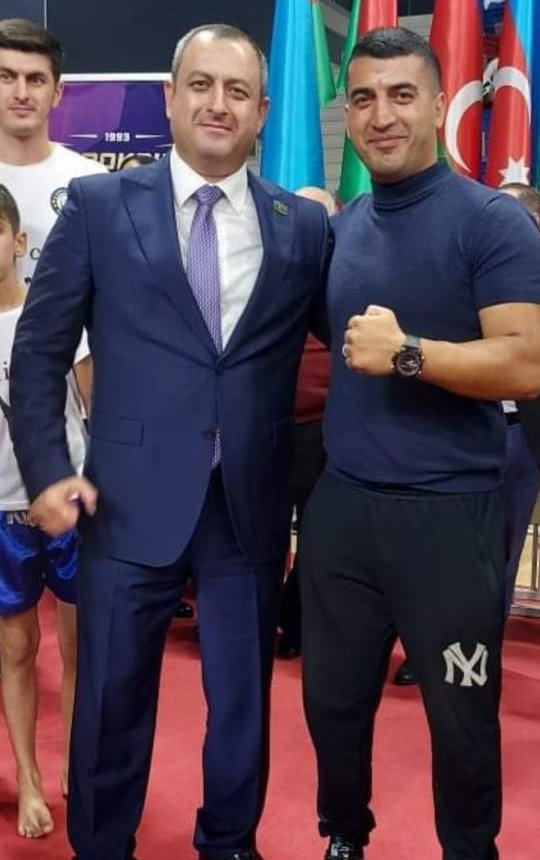 Məşqçi, müəllim Anar Heydərquliyev: 