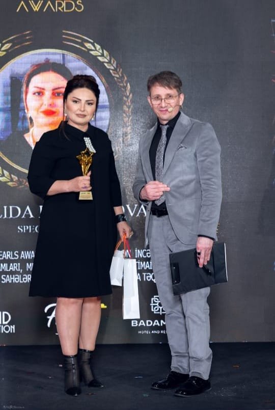 Həkim kosmetoloq Xalidə İsmayılova: "Təbii görünüşə çox önəm verirəm"