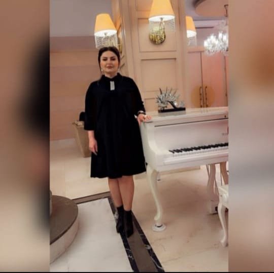 Həkim kosmetoloq Xalidə İsmayılova: "Təbii görünüşə çox önəm verirəm"