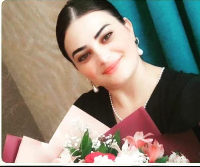 Pedaqoq Aynurə Akif: "Şagirdlərimə doğru yol göstərmək əsas iş prinsipimdir"