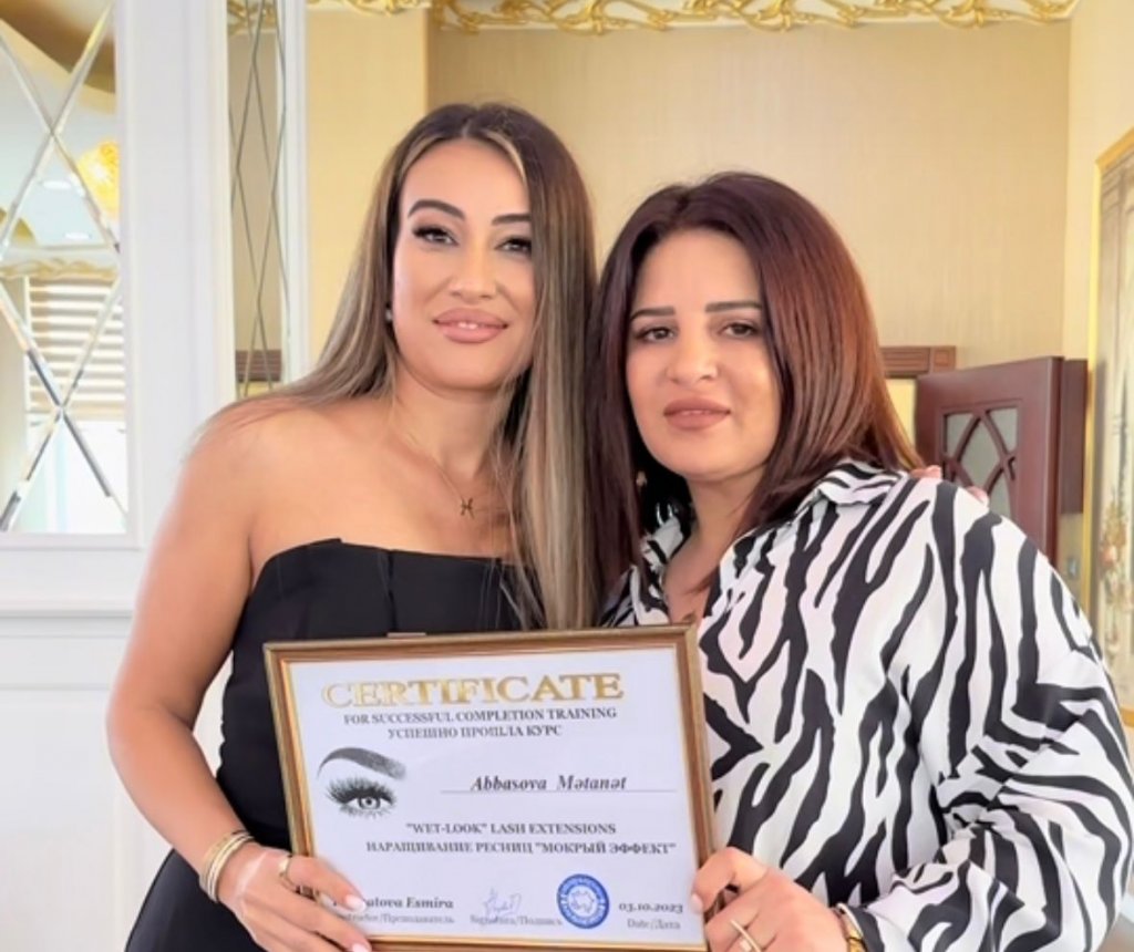 Kiprik ustası Esmira Heybətova: "Xanımların gözəlliklərinə gözəllik qatmaq əsas iş prinsipimdir"