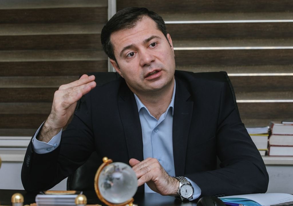 “Kişilər cinsi problemləri ilə bağlı həkimə getməyi özlərinə sığışdırmırlar” - Tanınmış uroloq-androloqla MÜSAHİBƏ