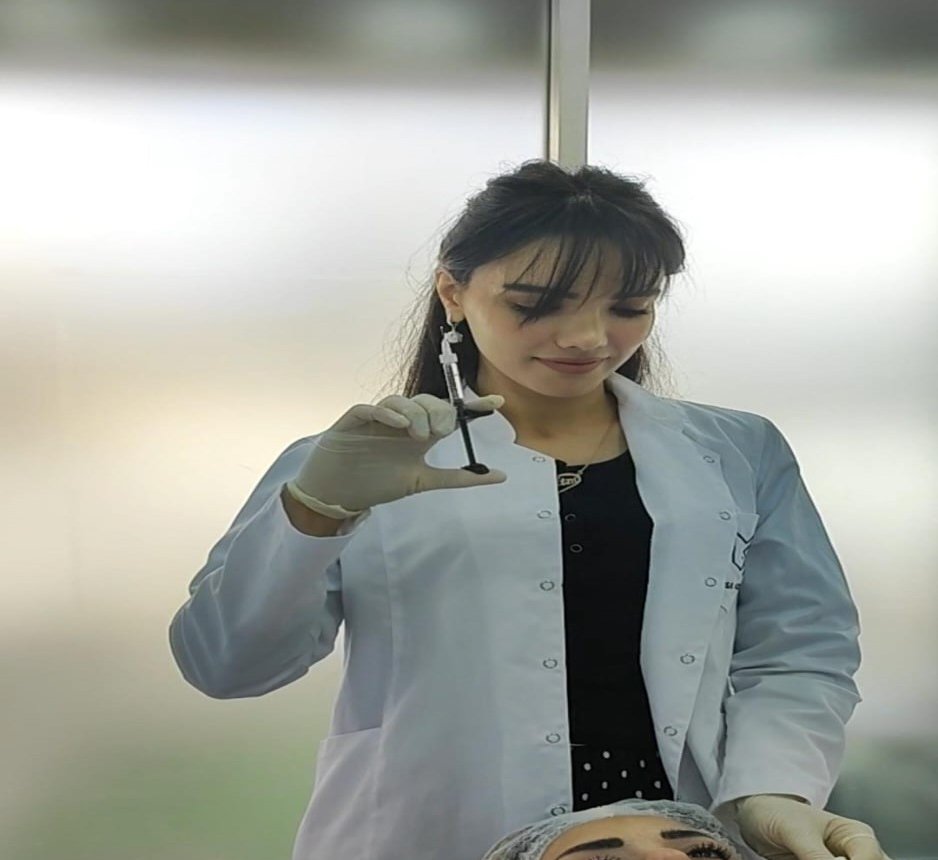 Dr.kosmetoloq Röya Əhəd: "İşimi vicdanla icra etmək əsas iş prinsipimdir"