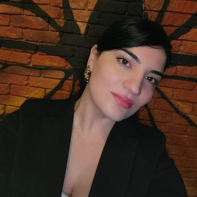 Fizioterapevt-Reabilitoloq Sevinc Məmmədova: "Bu peşəni bu qədər sevəcəyim ağlıma gəlməzdi"