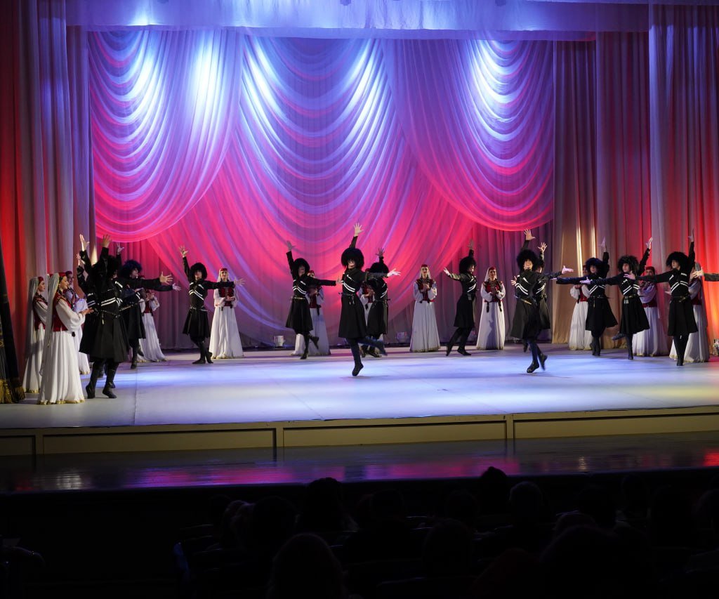 Bakı Xoreoqrafiya Akademiyası buraxılış-hesabat konserti keçirib