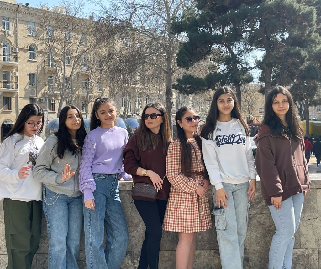 Pedaqoq Aynurə Əhmədova: "Dili gözlərinlə deyil, qulaqlarınla öyrən!"