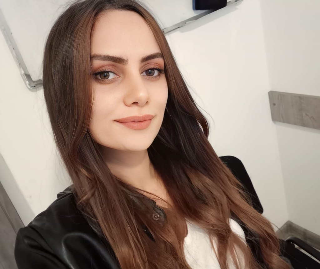 Təlimçi Aytac Hüseynova: "İnsanları maarifləndirmək əsas iş prinsipimdir"