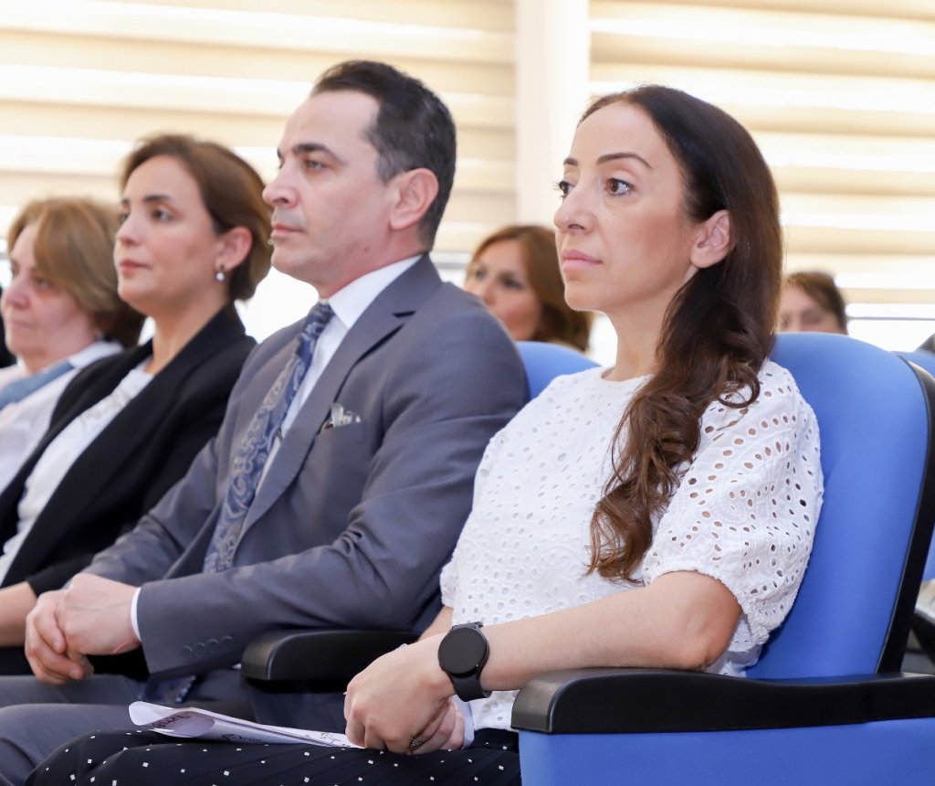 Bakı Xoreoqrafiya Akademiyasında Ümummilli lider Heydər Əliyevin ildönümünə həsr olunmuş konsert proqramı keçirilib Bakı Xoreoqrafiya Akademiyasında Ümummilli lider Heydər Əliyevin ildönümünə həsr olunmuş konsert proqramı keçirilib