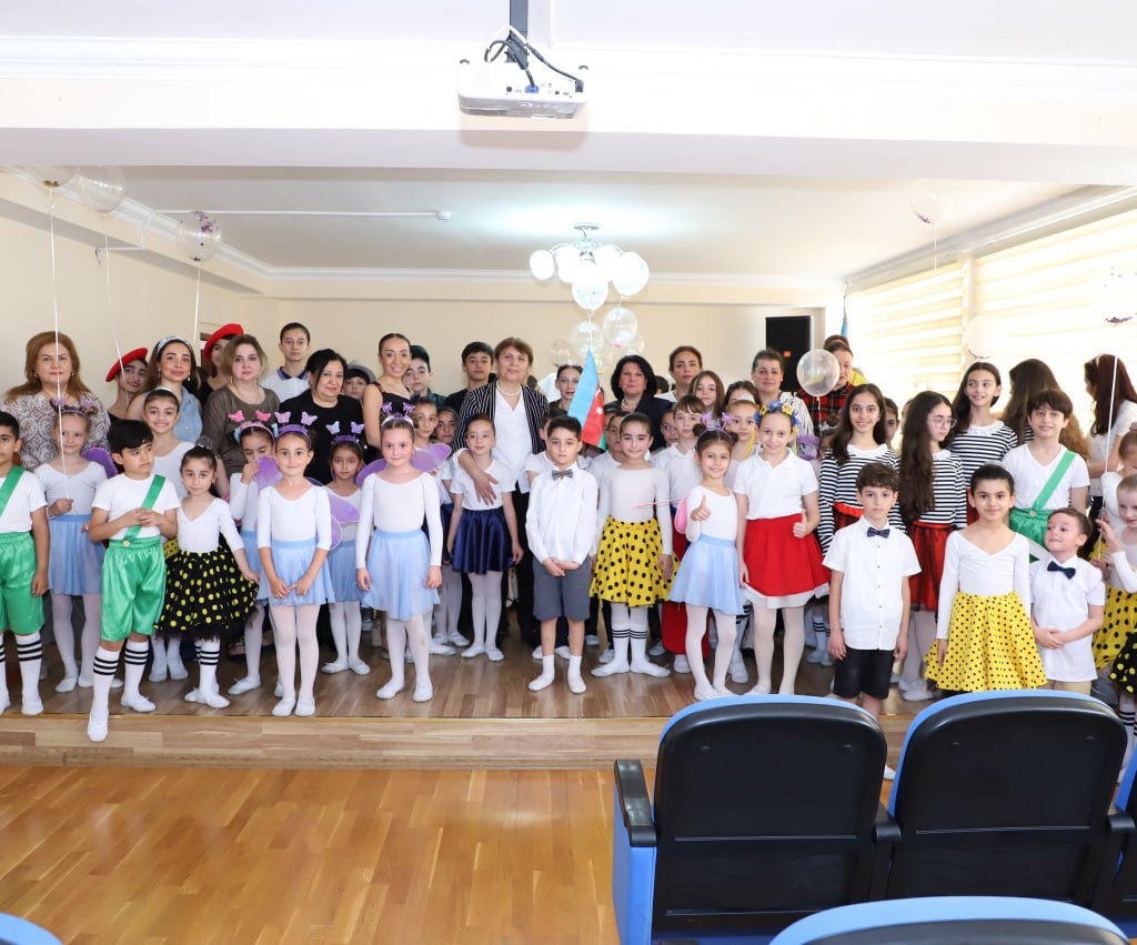 Bakı Xoreoqrafiya Akademiyasında Uşaqların Müdafiəsi Gününə həsr olunmuş tədbir keçirildi - FOTOLAR Bakı Xoreoqrafiya Akademiyasında Uşaqların Müdafiəsi Gününə həsr olunmuş tədbir keçirildi - FOTOLAR