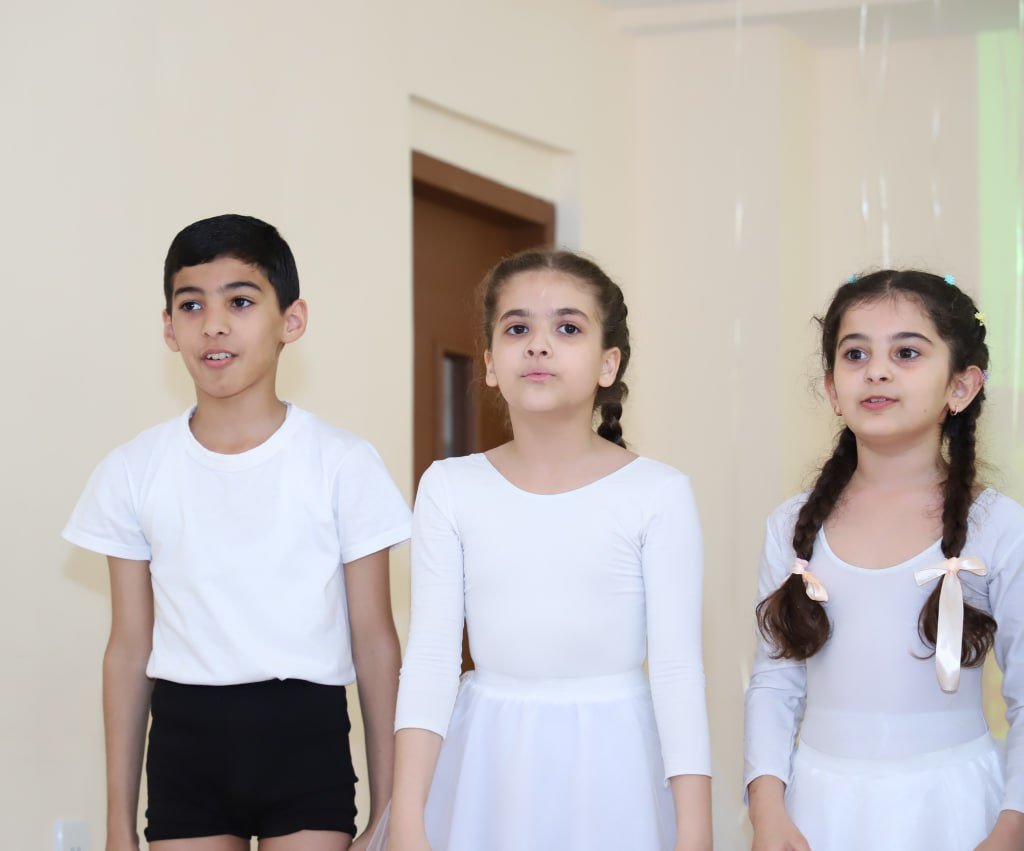 Bakı Xoreoqrafiya Akademiyasında Uşaqların Müdafiəsi Gününə həsr olunmuş tədbir keçirildi - FOTOLAR Bakı Xoreoqrafiya Akademiyasında Uşaqların Müdafiəsi Gününə həsr olunmuş tədbir keçirildi - FOTOLAR