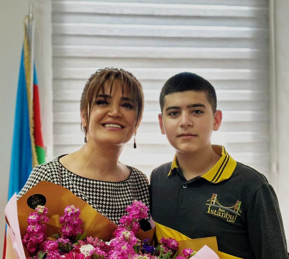 Azərbaycanın ən gənc abituriyenti xarici universitetə qəbul oldu