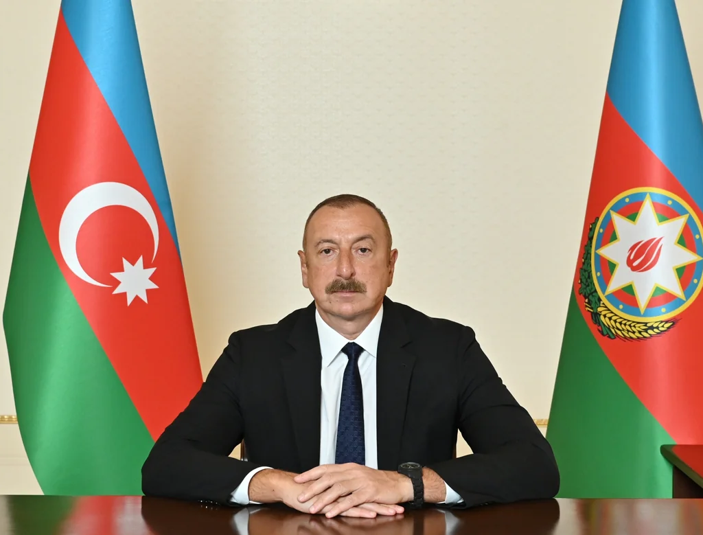 Prezidentin sosial media hesablarında Azərbaycan Ordusu ilə bağlı videoçarx paylaşılıb 
